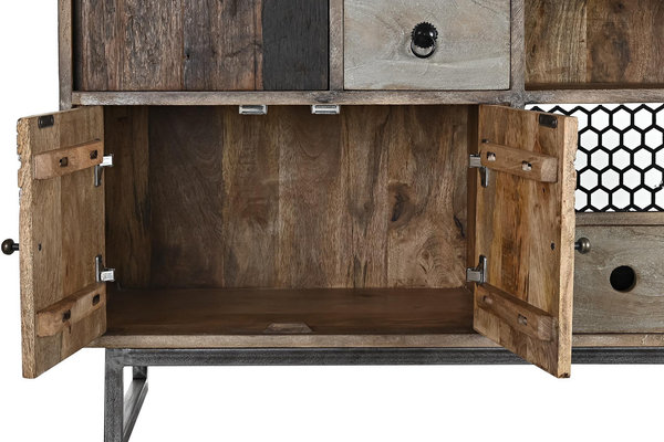 Mueble contenedor en madera  natural y patas de hierro estilo étnico.