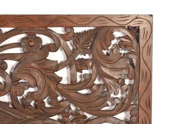 Panel tallado en madera